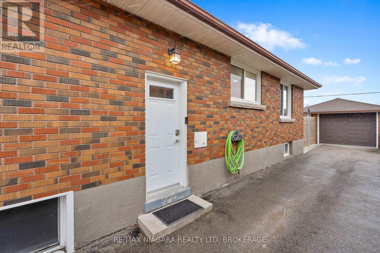 96 Clarke Street, Port Colborne, Ontario  L3K 2G3 - Photo 17 - X12916684