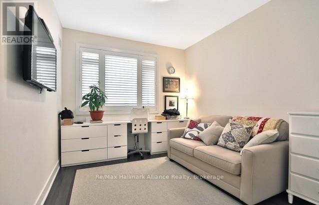 115 - 128 Garden Drive, Oakville, Ontario  L6K 0H7 - Photo 12 - W12916638