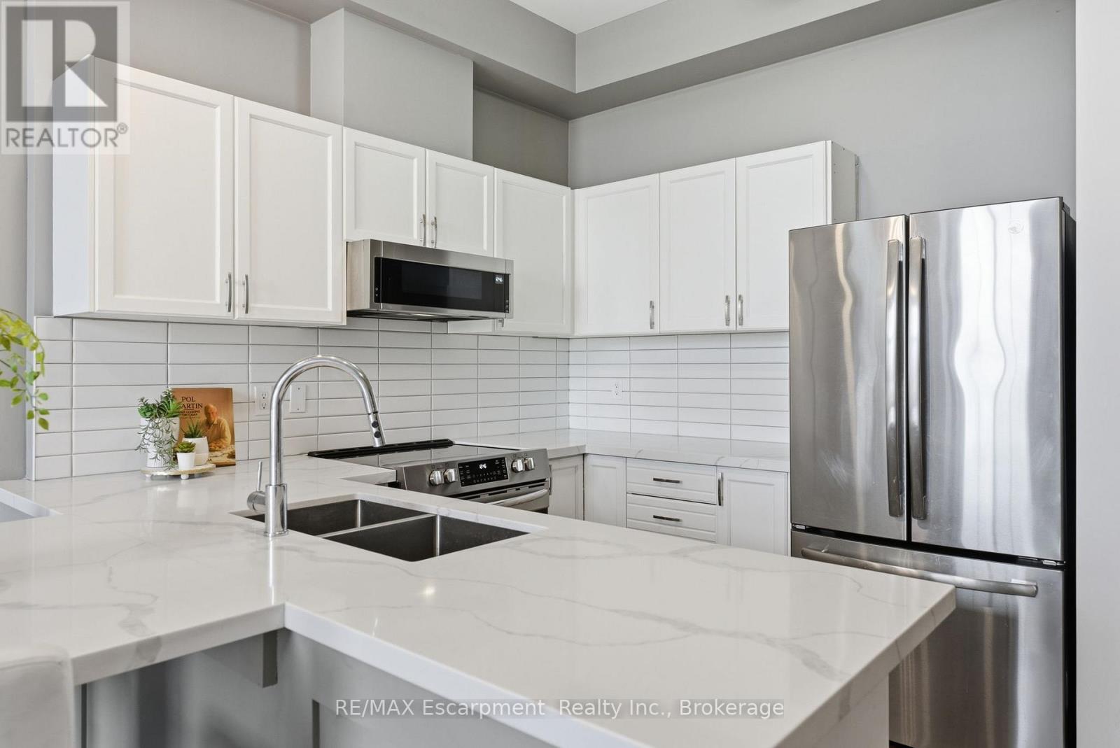 322 - 262 Dundas Street E, Hamilton, Ontario  L8B 1A9 - Photo 8 - X12916714