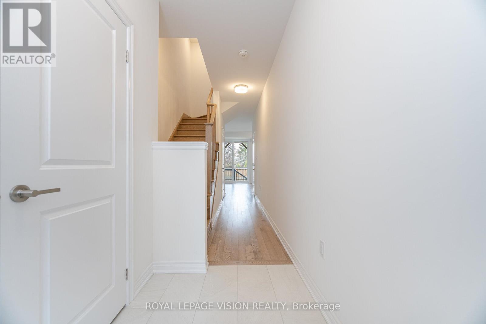 20 Folcroft Street, Brampton, Ontario  L6Y 0B6 - Photo 11 - W12914842