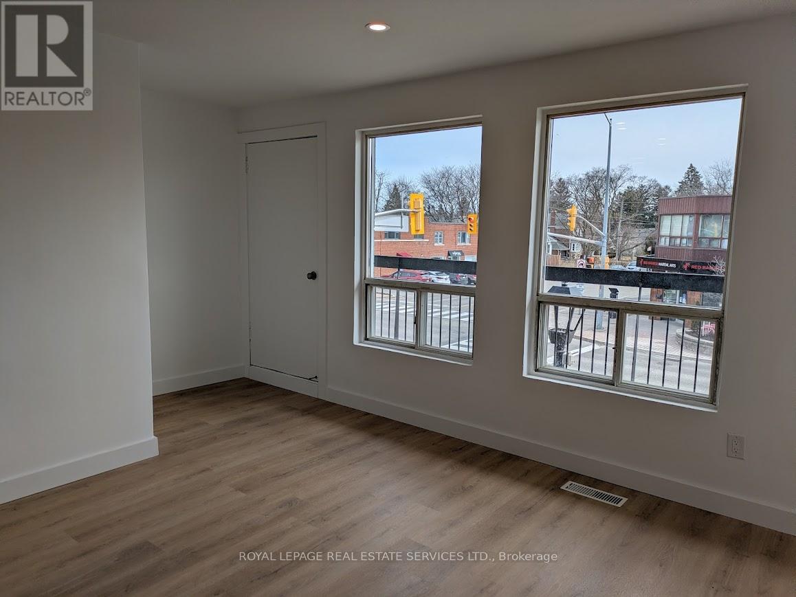 A - 276 A Lakeshore Road E, Mississauga, Ontario  L5G 1H1 - Photo 11 - W12916210