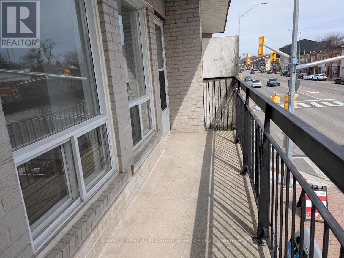 A - 276 A Lakeshore Road E, Mississauga, Ontario  L5G 1H1 - Photo 24 - W12916210