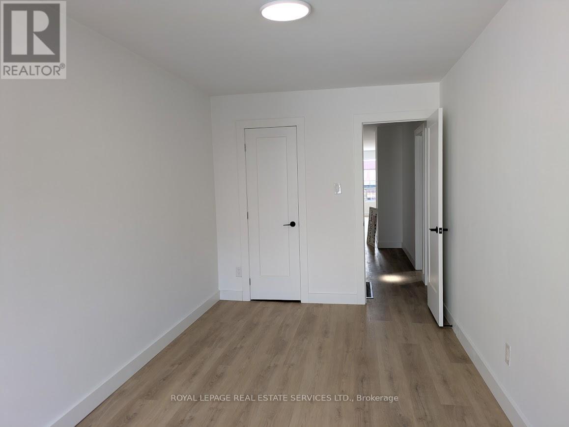 A - 276 A Lakeshore Road E, Mississauga, Ontario  L5G 1H1 - Photo 22 - W12916210