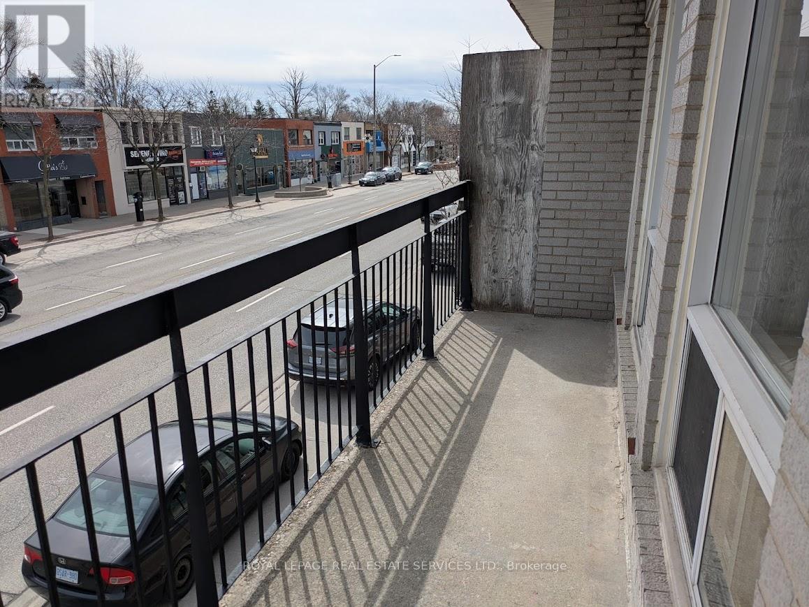 A - 276 A Lakeshore Road E, Mississauga, Ontario  L5G 1H1 - Photo 23 - W12916210