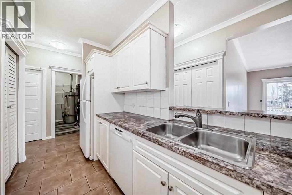 205, 7 Lineham Avenue, Okotoks, Alberta  T1S 1Z2 - Photo 5 - A2295863