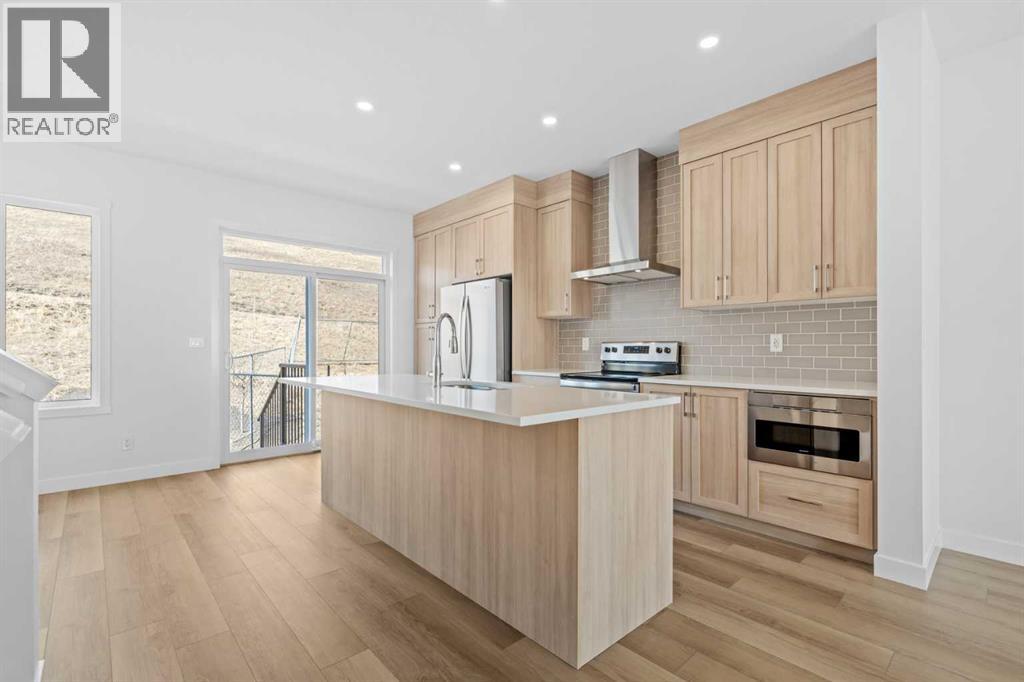 1135 Fowler Road, Airdrie, Alberta  T4B 5M3 - Photo 2 - A2295479