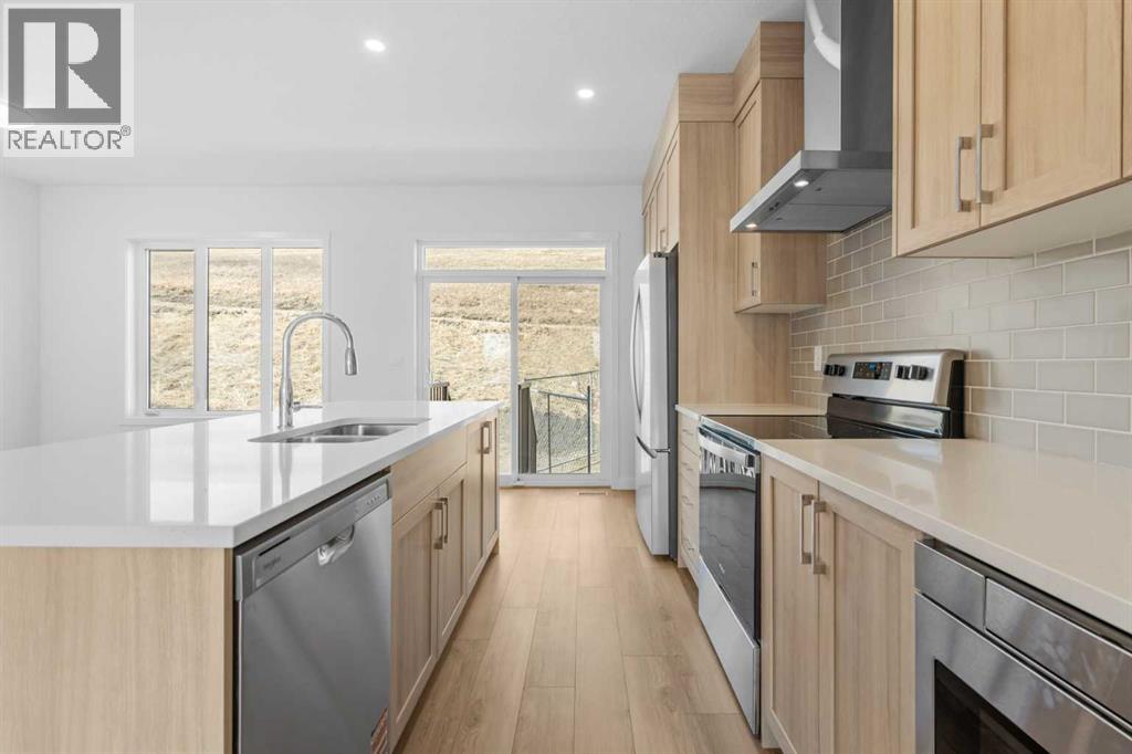 1135 Fowler Road, Airdrie, Alberta  T4B 5M3 - Photo 3 - A2295479