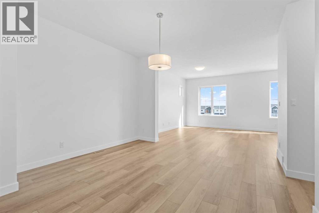 1135 Fowler Road, Airdrie, Alberta  T4B 5M3 - Photo 8 - A2295479