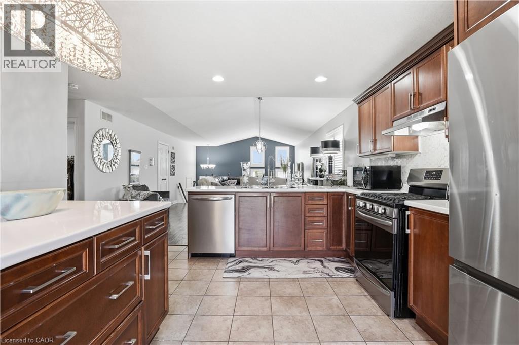 8409 Greenfield Crescent, Niagara Falls, Ontario  L2H 3J8 - Photo 10 - 40794307