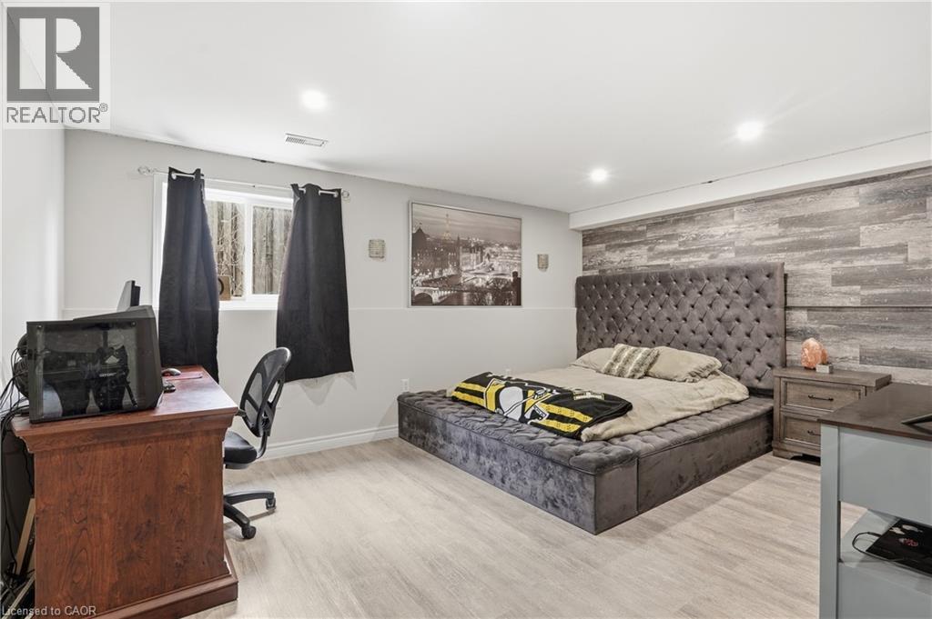 8409 Greenfield Crescent, Niagara Falls, Ontario  L2H 3J8 - Photo 17 - 40794307