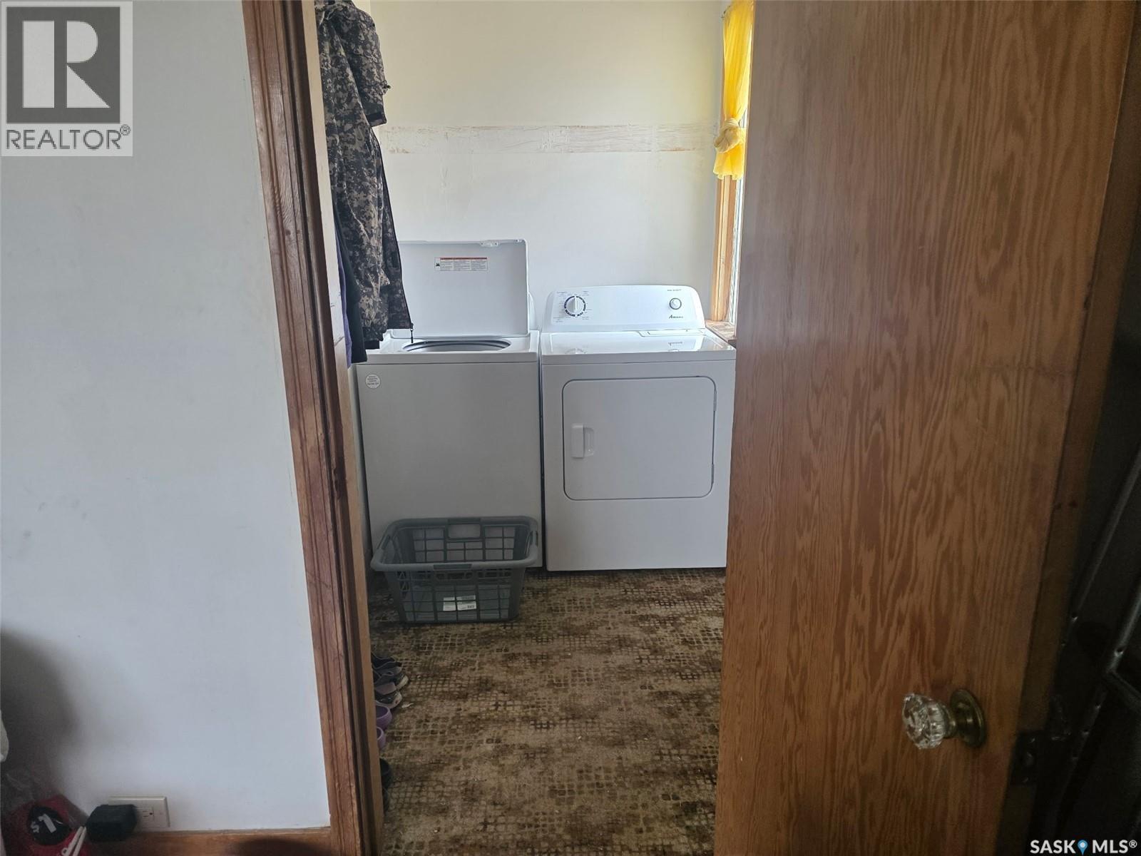 102 Dominion Avenue, Kincaid, Saskatchewan  S0H 2J0 - Photo 11 - SK025657