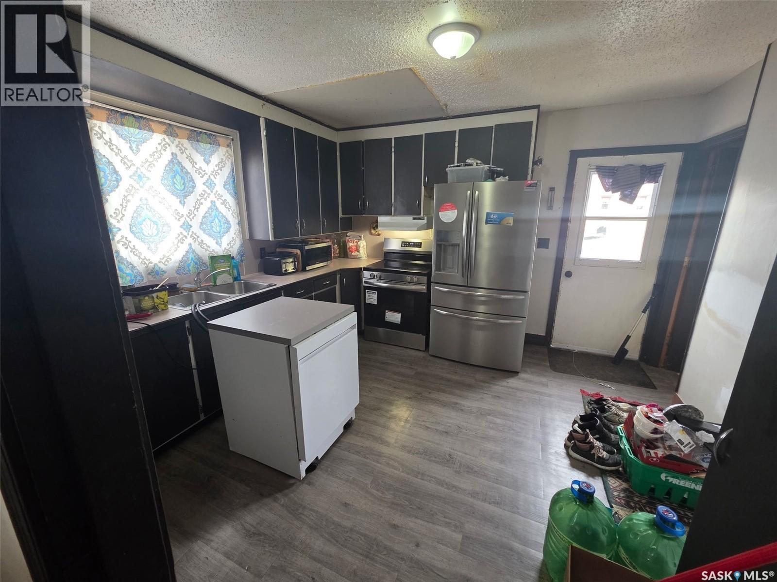 102 Dominion Avenue, Kincaid, Saskatchewan  S0H 2J0 - Photo 5 - SK025657