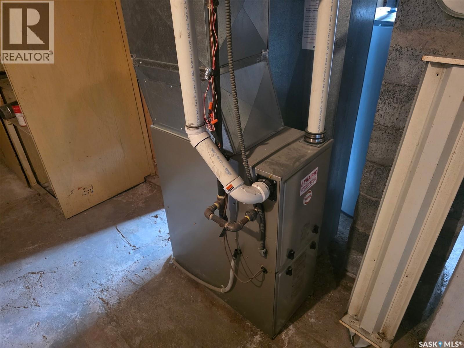 102 Dominion Avenue, Kincaid, Saskatchewan  S0H 2J0 - Photo 21 - SK025657