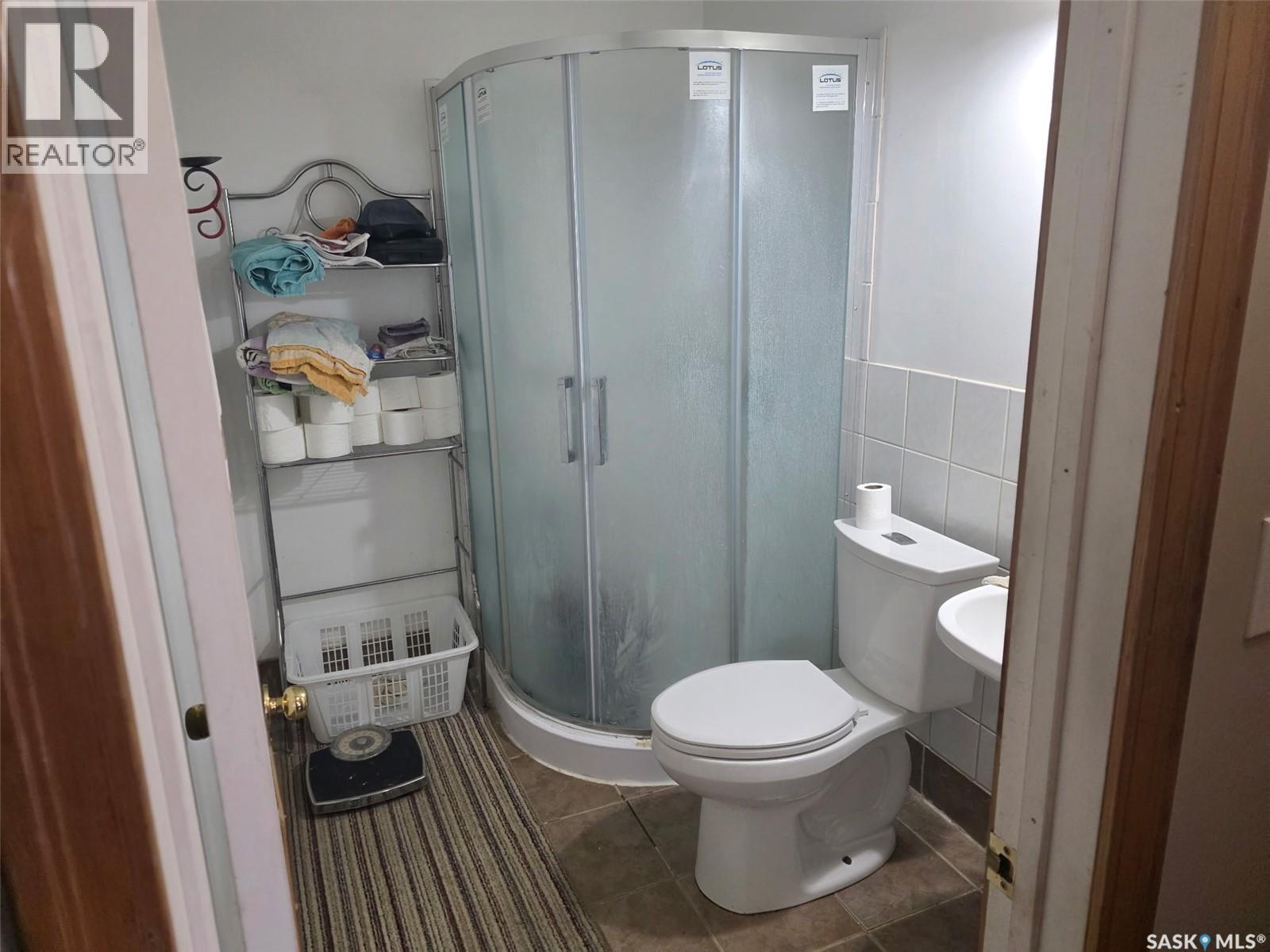 102 Dominion Avenue, Kincaid, Saskatchewan  S0H 2J0 - Photo 14 - SK025657