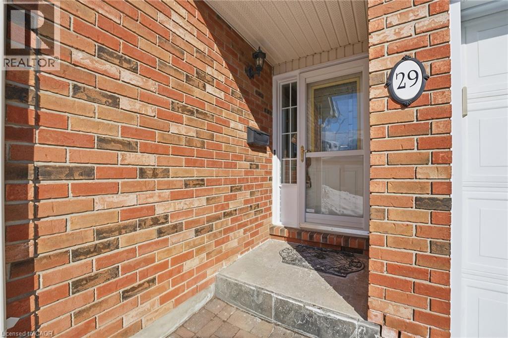 222 Fellowes Crescent Unit# 29, Waterdown, Ontario  L8B 0R1 - Photo 2 - 40801877