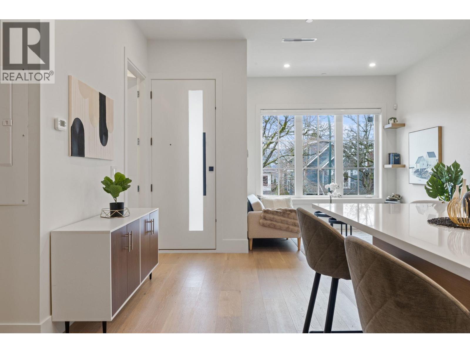 2136 Venables Street, Vancouver, British Columbia  V5L 2J4 - Photo 5 - R3102924