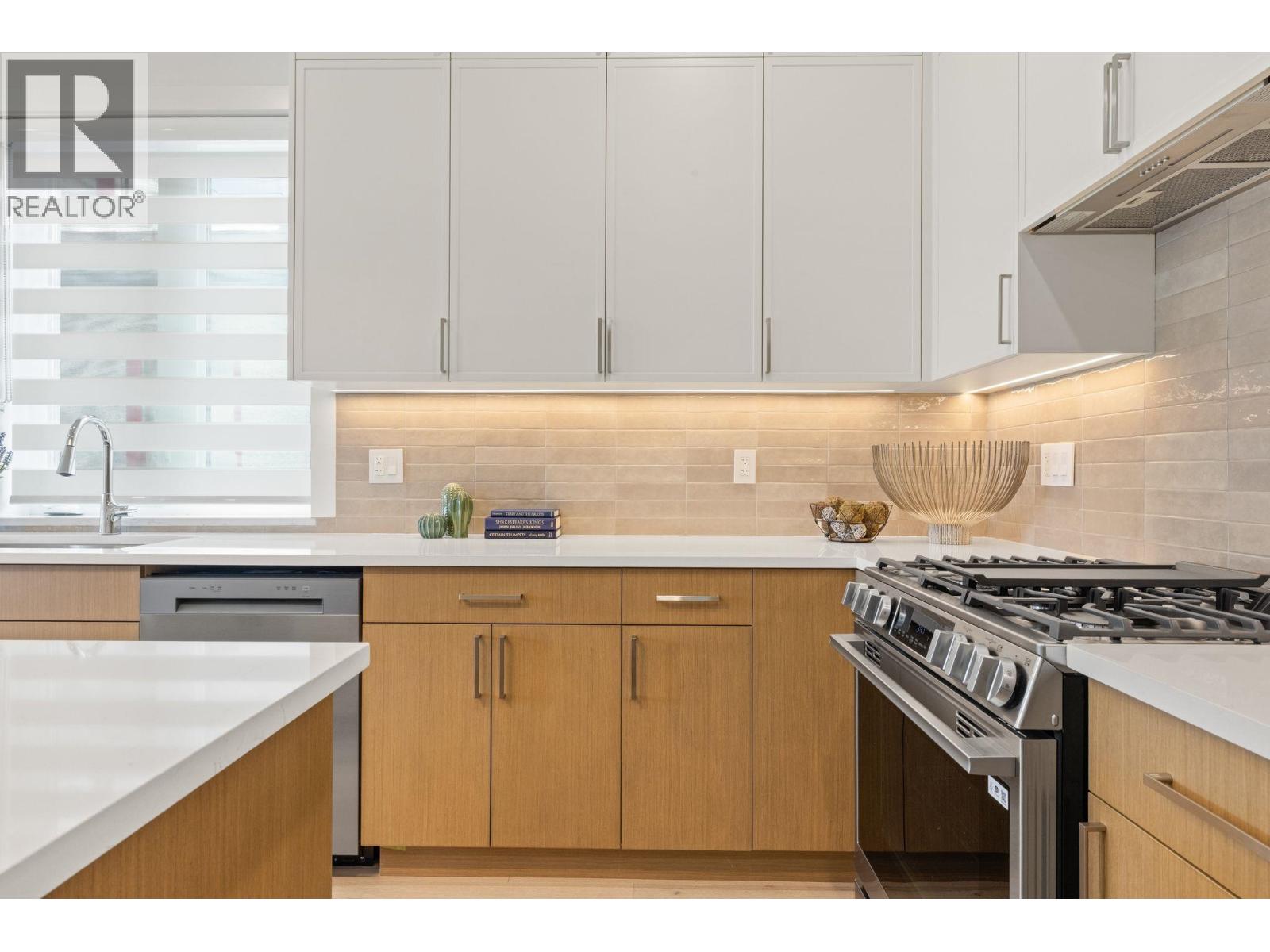 2136 Venables Street, Vancouver, British Columbia  V5L 2J4 - Photo 14 - R3102924