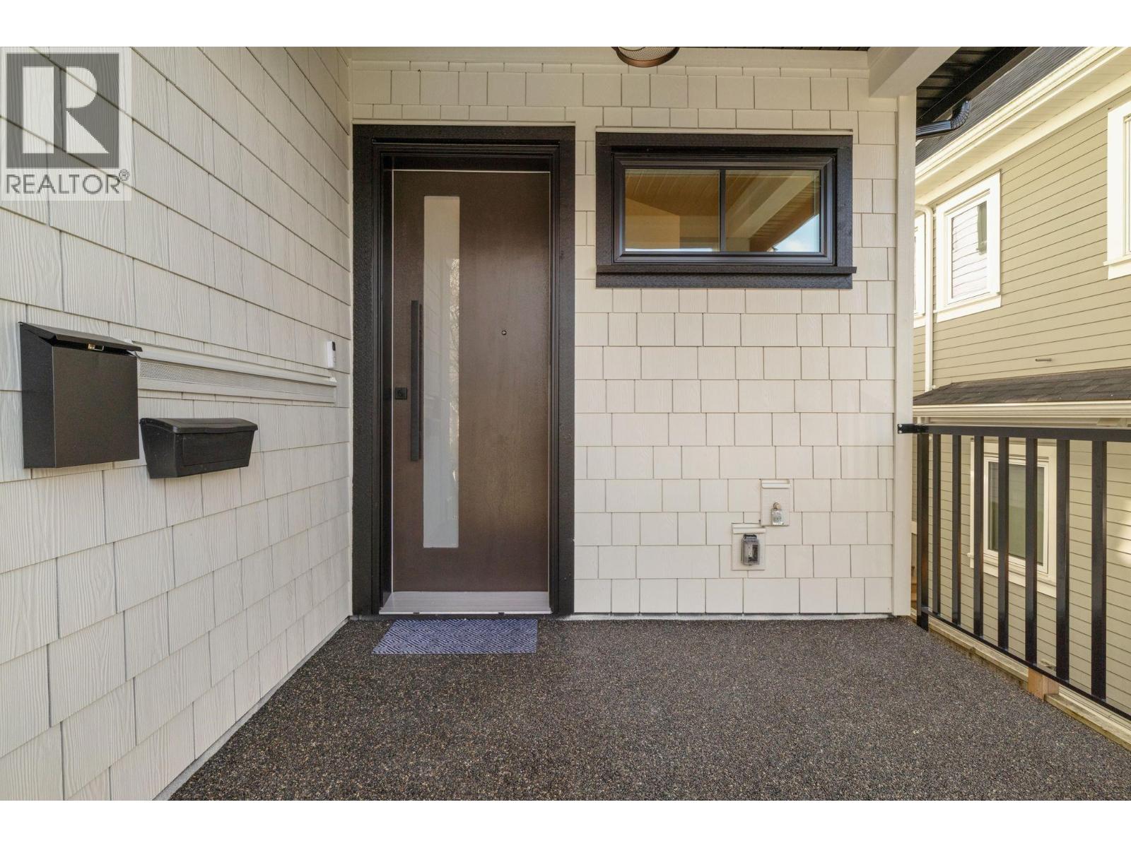 2136 Venables Street, Vancouver, British Columbia  V5L 2J4 - Photo 3 - R3102924