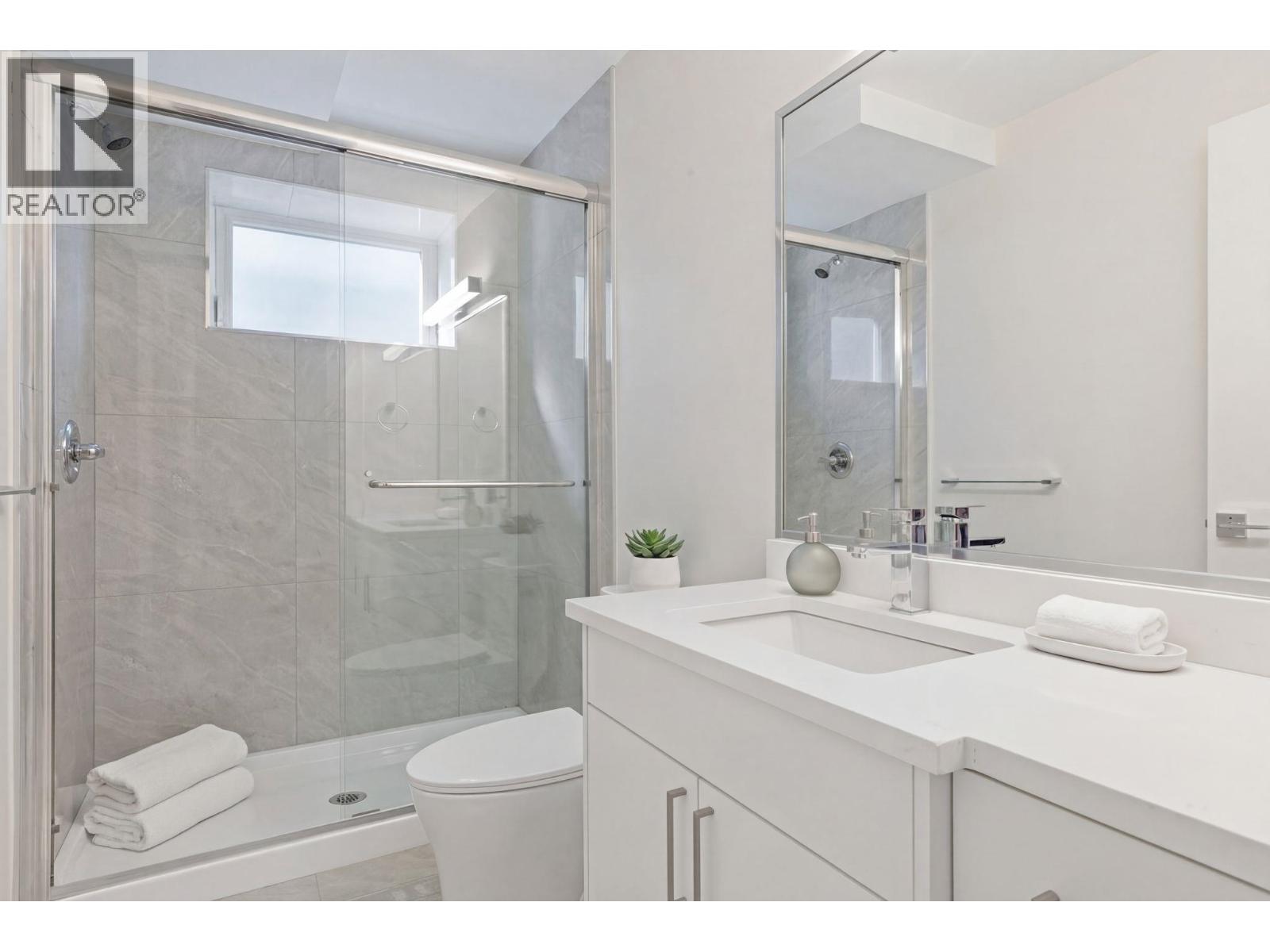 2136 Venables Street, Vancouver, British Columbia  V5L 2J4 - Photo 37 - R3102924