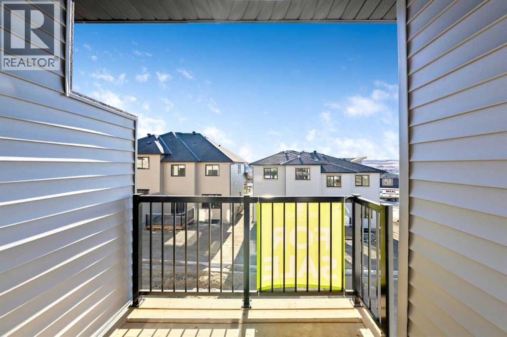 370 Heritage Boulevard, Cochrane, Alberta  T4C 0L3 - Photo 5 - A2294884