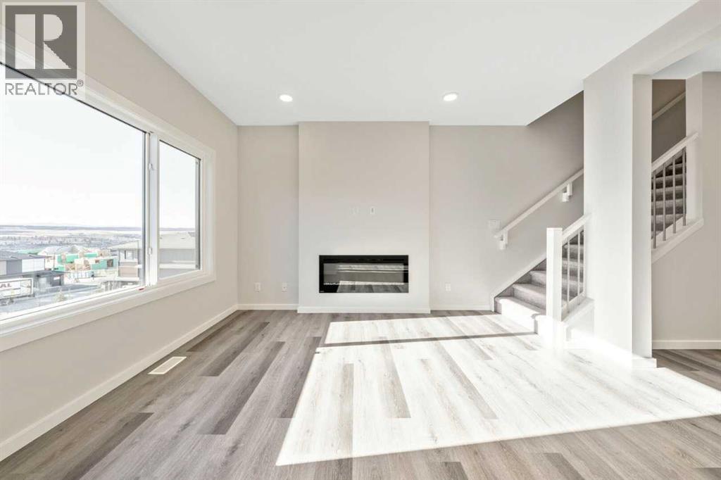 370 Heritage Boulevard, Cochrane, Alberta  T4C 0L3 - Photo 8 - A2294884