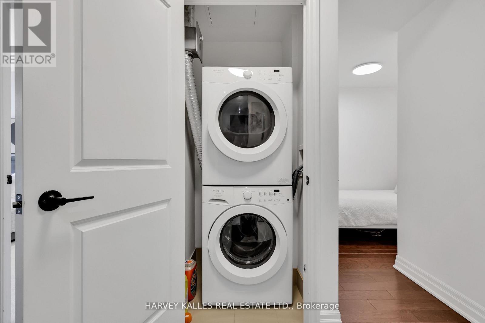 305 - 17 Ruddington Drive, Toronto (Bayview Woods-Steeles), Ontario  M2K 0A8 - Photo 15 - C12916620