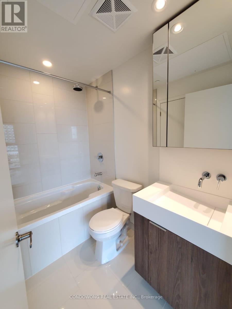 1702 - 15 Lower Jarvis Street, Toronto, Ontario  M5E 0C4 - Photo 5 - C12916648