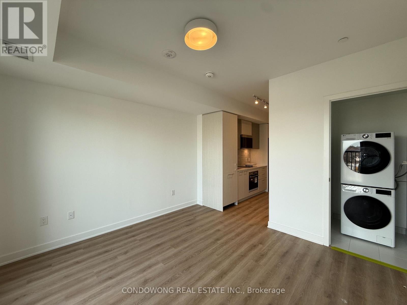 734 - 30 DREAMERS WAY, Toronto, Ontario