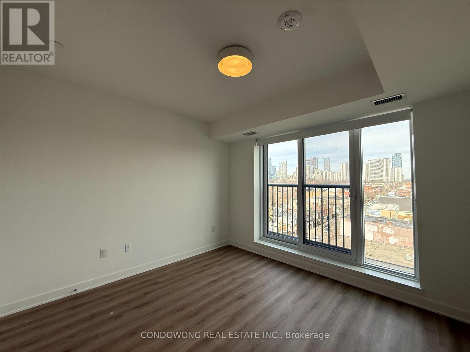 734 - 30 Dreamers Way, Toronto, Ontario  M5A 0Y7 - Photo 3 - C12916720