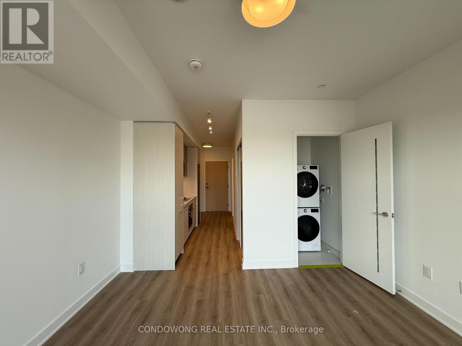 734 - 30 Dreamers Way, Toronto, Ontario  M5A 0Y7 - Photo 6 - C12916720