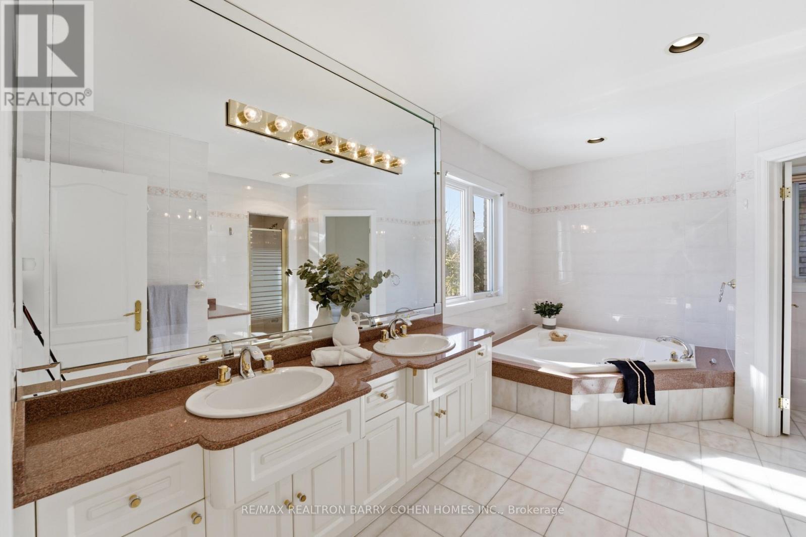 19 Risebrough Avenue, Toronto, Ontario  M2M 2E2 - Photo 25 - C12916730