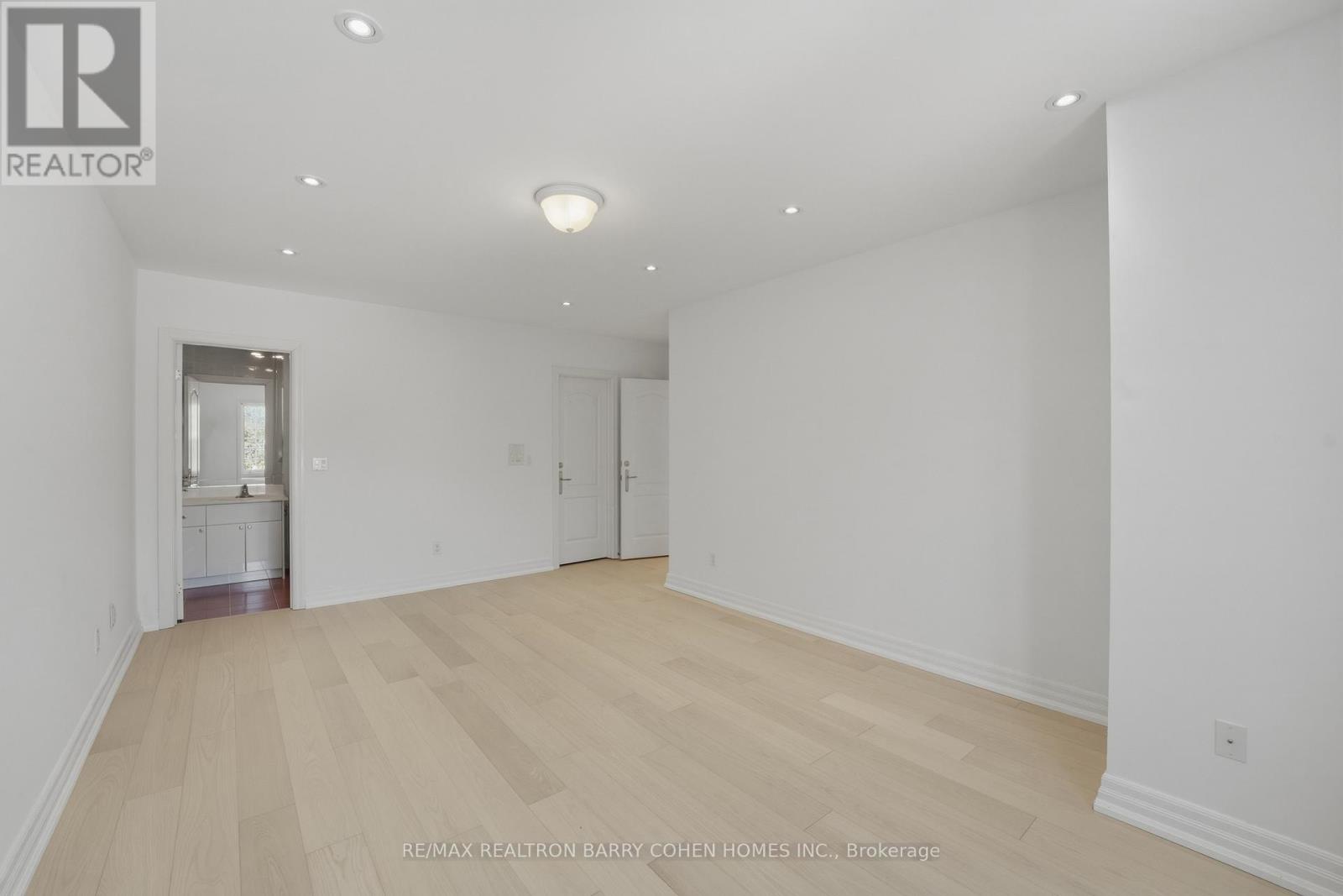 19 Risebrough Avenue, Toronto, Ontario  M2M 2E2 - Photo 40 - C12916730