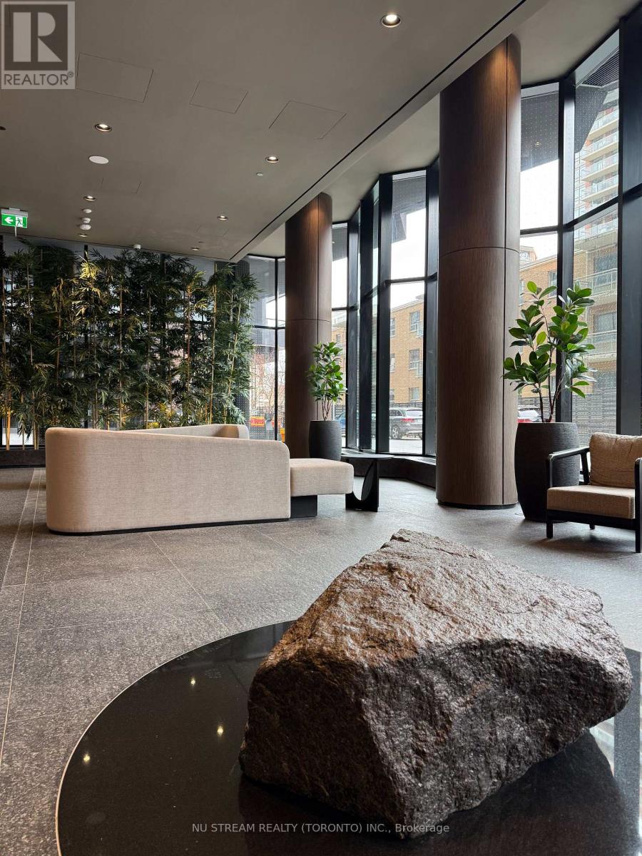 2510 - 110 Broadway Avenue, Toronto, Ontario  M4P 1V7 - Photo 14 - C12916734