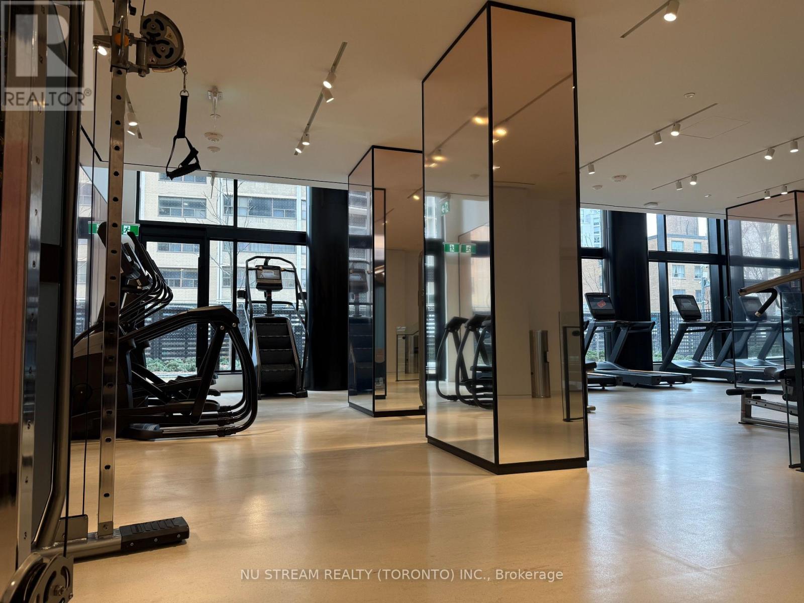 2510 - 110 Broadway Avenue, Toronto, Ontario  M4P 1V7 - Photo 16 - C12916734