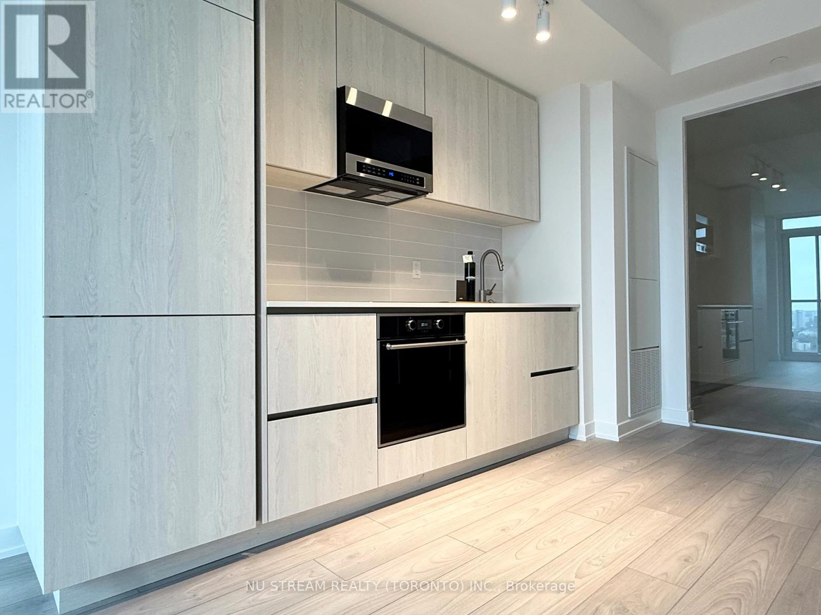 2510 - 110 Broadway Avenue, Toronto, Ontario  M4P 1V7 - Photo 4 - C12916734