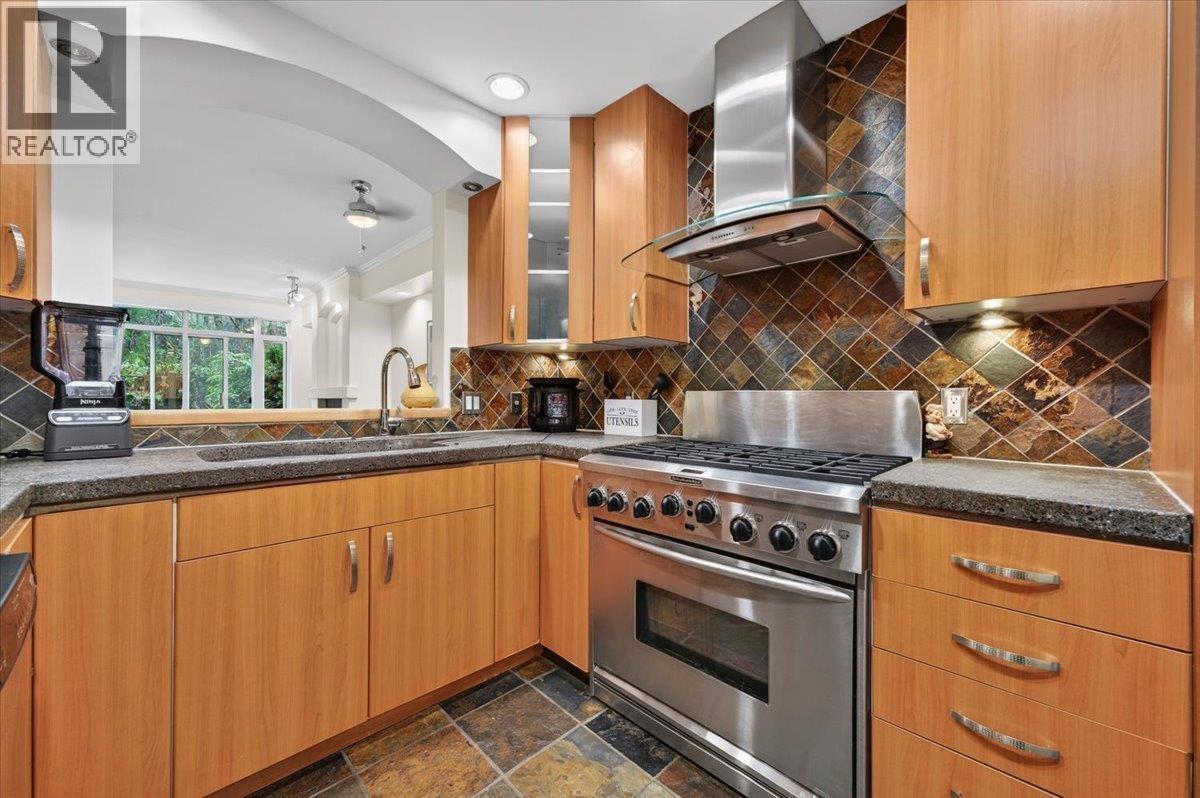 211 3600 Windcrest Drive, North Vancouver, British Columbia V7G 2S5 - Photo 14 - R3102555