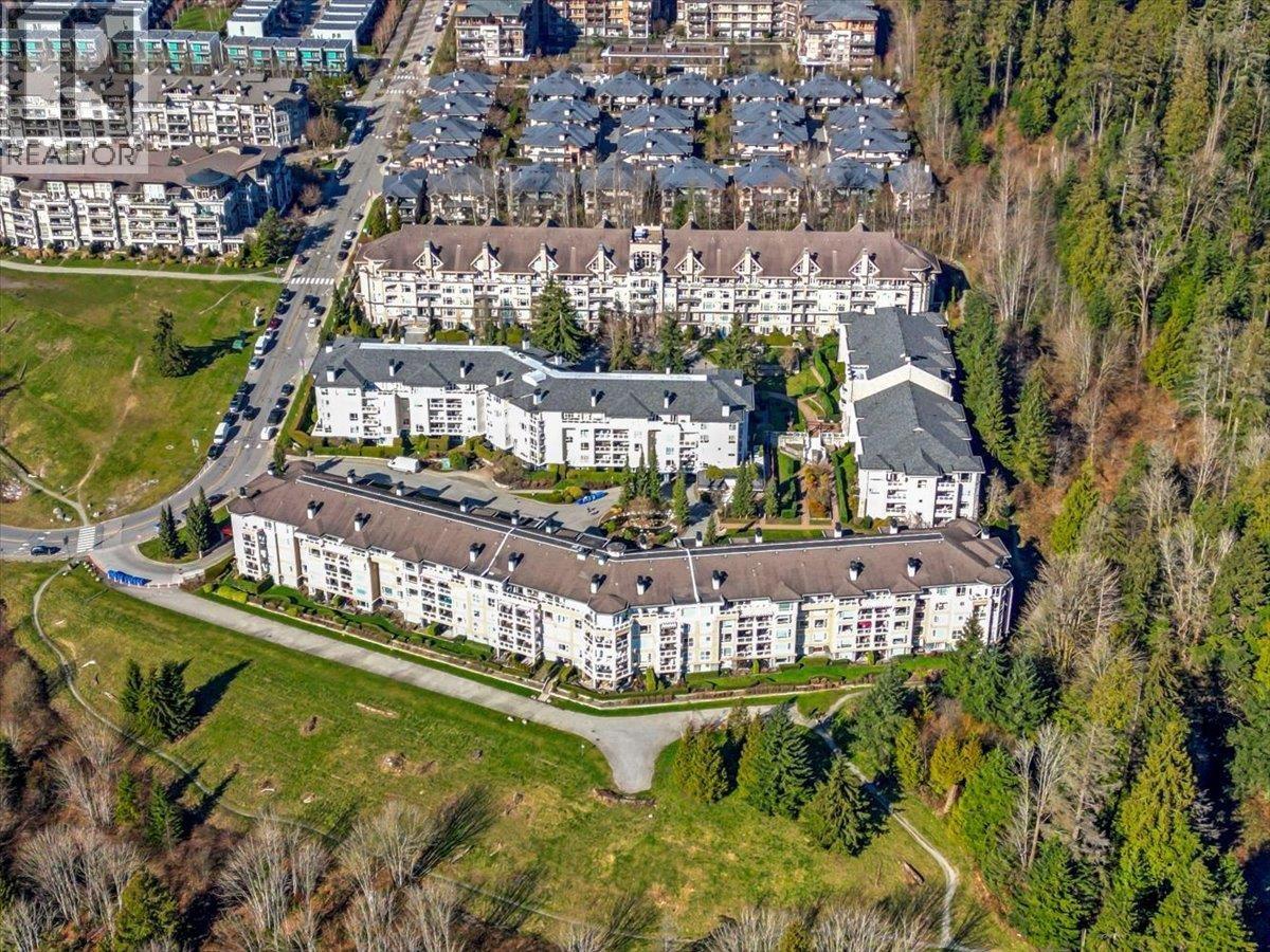 211 3600 Windcrest Drive, North Vancouver, British Columbia V7G 2S5 - Photo 30 - R3102555