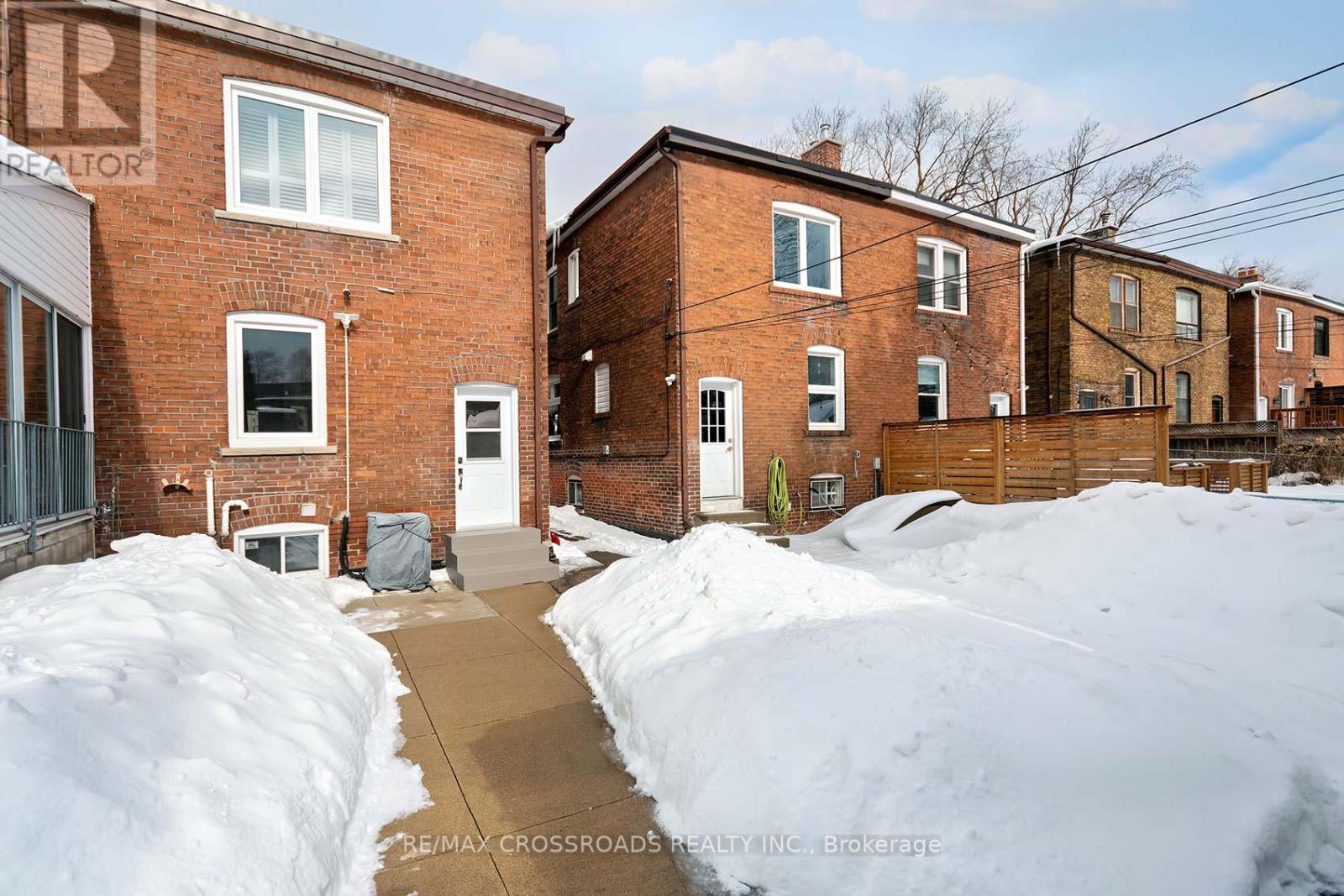 463 Milverton Boulevard, Toronto, Ontario  M4C 1X4 - Photo 40 - E12916646