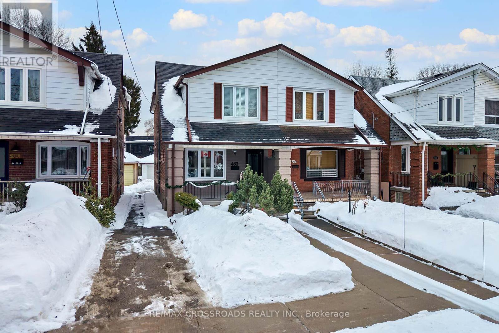 463 Milverton Boulevard, Toronto, Ontario  M4C 1X4 - Photo 47 - E12916646