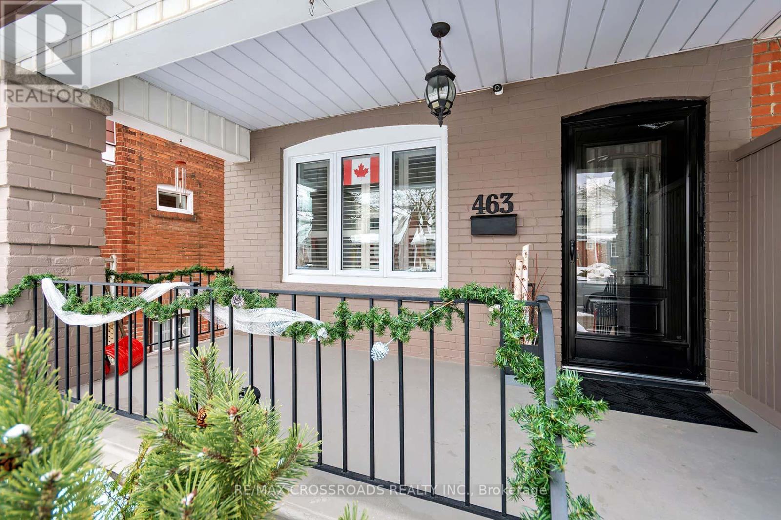 463 Milverton Boulevard, Toronto, Ontario  M4C 1X4 - Photo 8 - E12916646