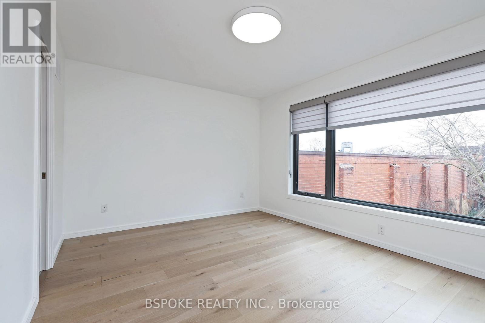 Main - 707 Mortimer Avenue, Toronto, Ontario  M4C 2K1 - Photo 21 - E12916650