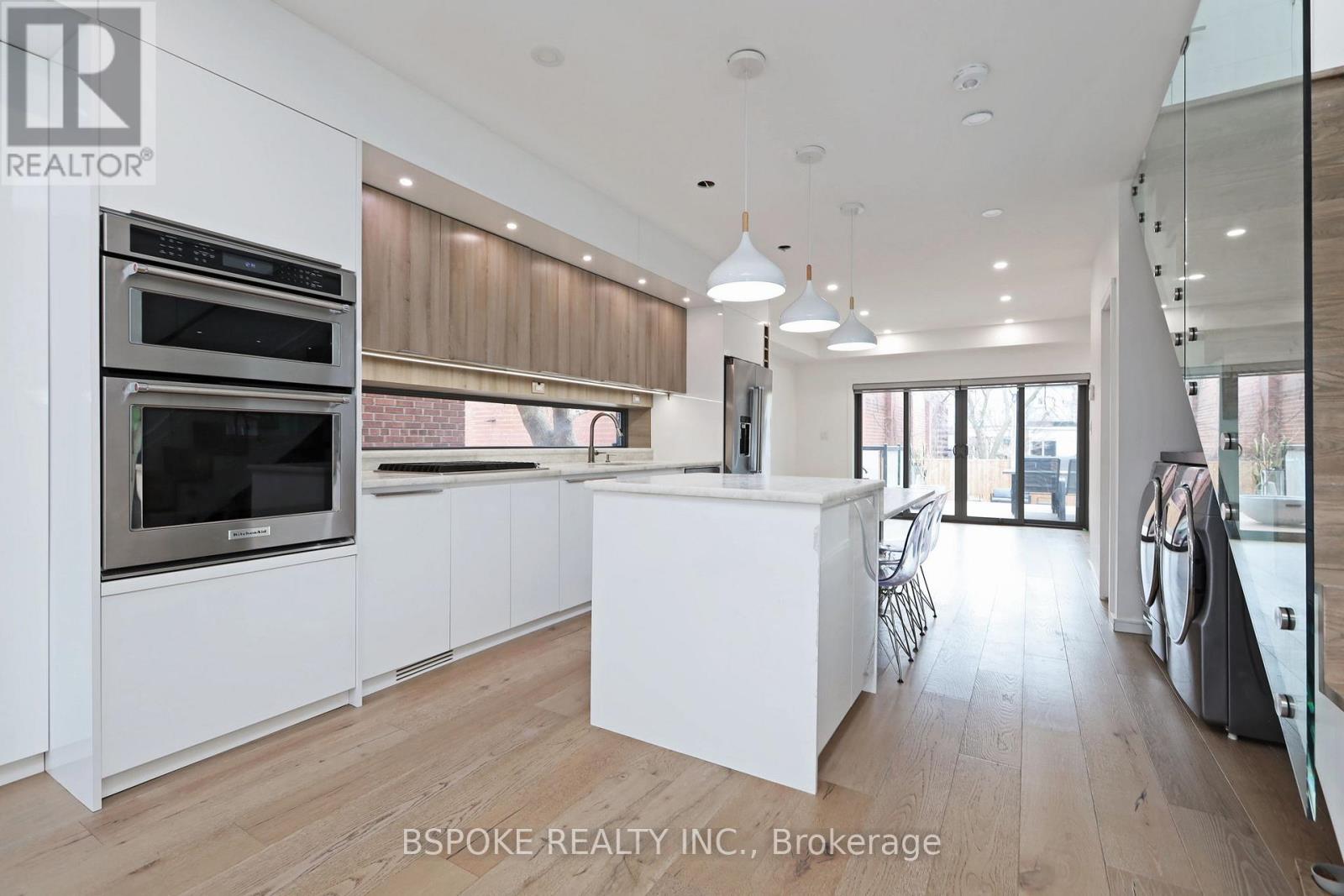 Main - 707 Mortimer Avenue, Toronto, Ontario  M4C 2K1 - Photo 7 - E12916650