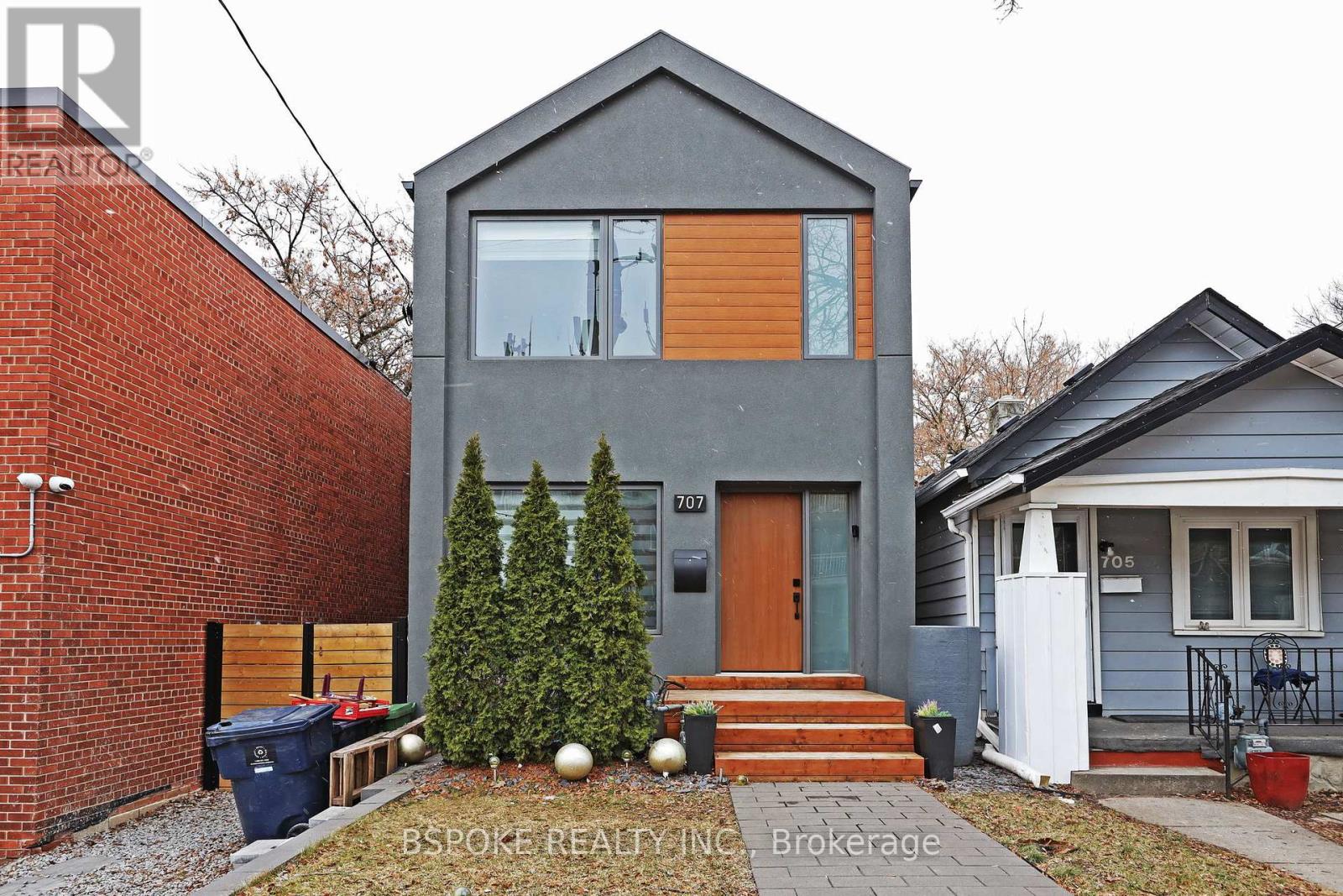 BSMT - 707 MORTIMER AVENUE, Toronto, Ontario