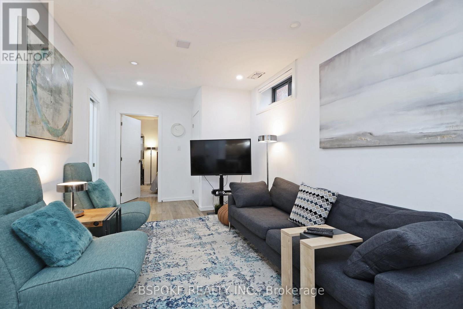 Bsmt - 707 Mortimer Avenue, Toronto (Danforth Village-East York), Ontario  M4C 2K1 - Photo 6 - E12916686