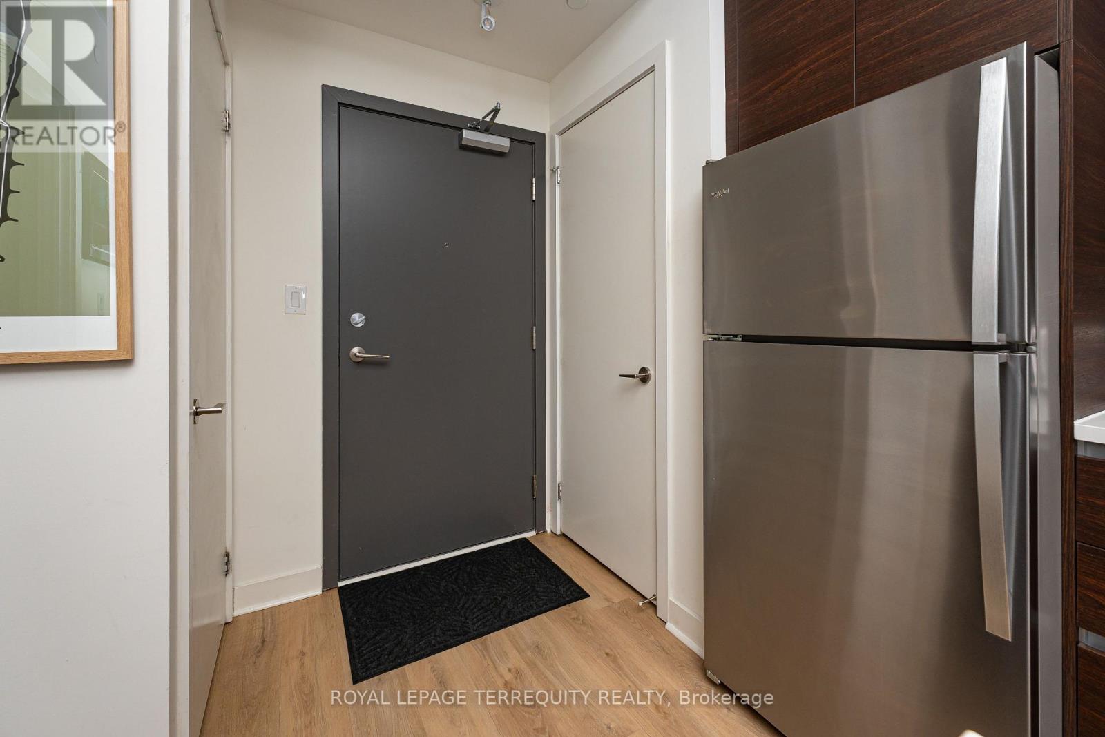 316 - 246 Logan Avenue, Toronto, Ontario  M4M 0E9 - Photo 12 - E12916702