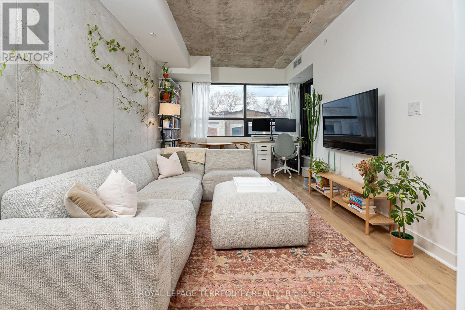 316 - 246 Logan Avenue, Toronto, Ontario  M4M 0E9 - Photo 6 - E12916702