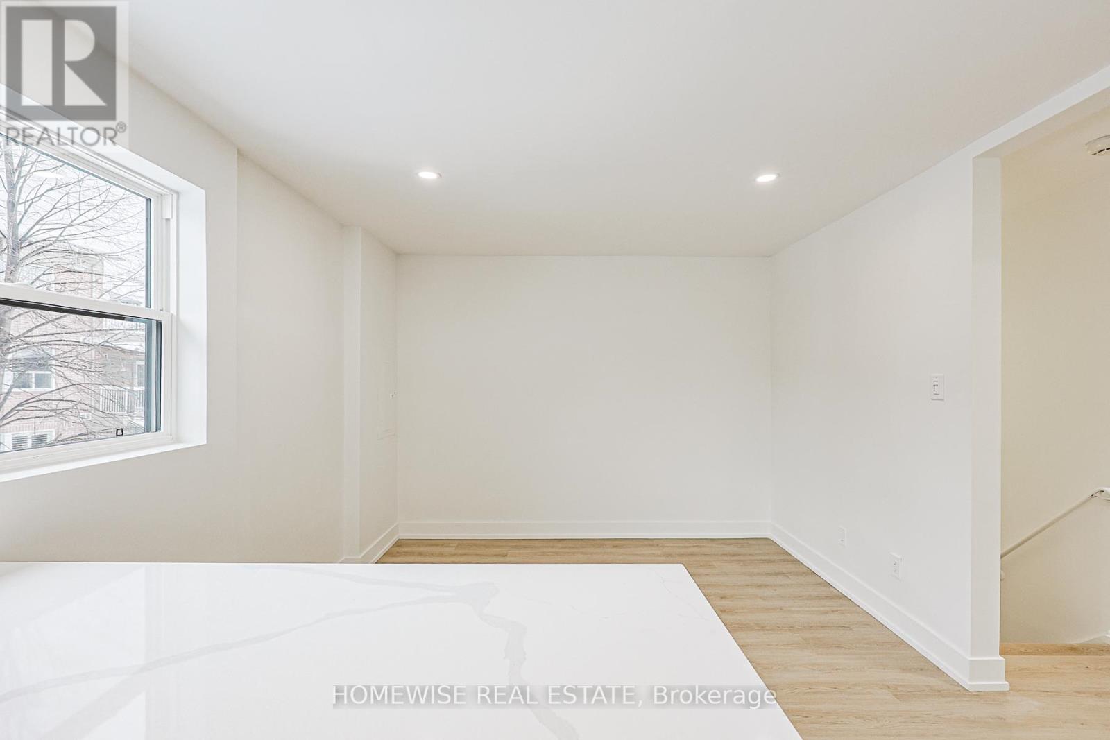 10b - 100 Liberty Street N, Clarington, Ontario  L1C 2M1 - Photo 4 - E12916706