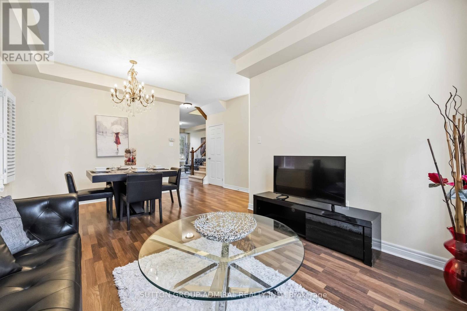 64 Evaridge Drive, Markham, Ontario  L6B 1H3 - Photo 6 - N12916640