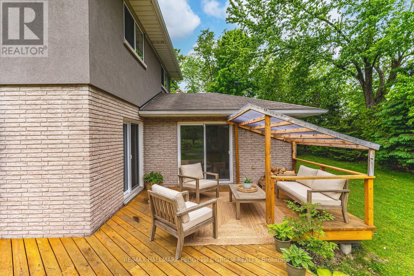 5853 Yonge Street, Innisfil, Ontario  L0L 1K0 - Photo 19 - N12916644