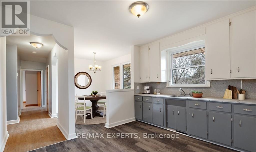 15 East Avenue, New Tecumseth, Ontario  L9R 1X3 - Photo 13 - N12916674